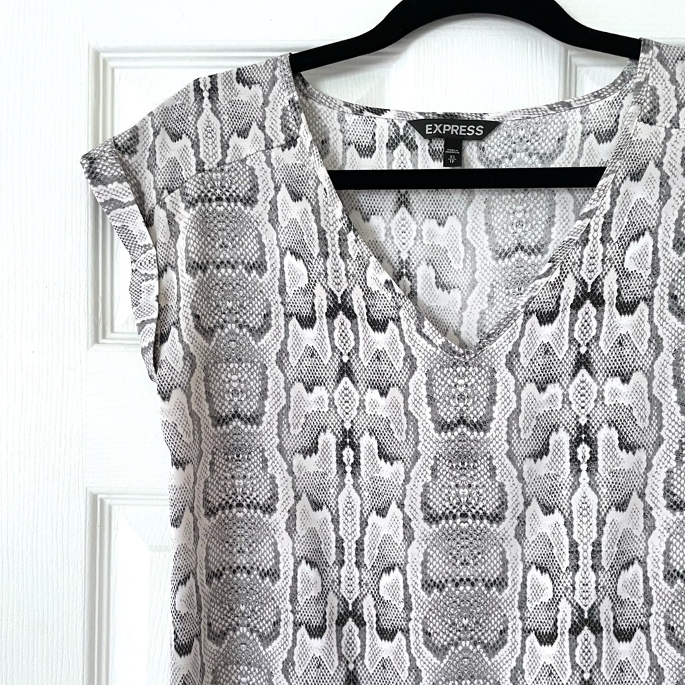 Express Satin Snakeskin Print Blouse. Size XS. In Perfect Condition.